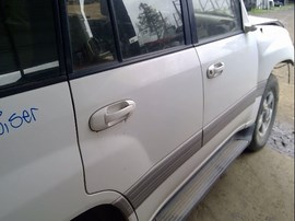 1999 TOYOTA LAND CRUISER, WHITE, 4.7L, AT, 4WD.   Z25225